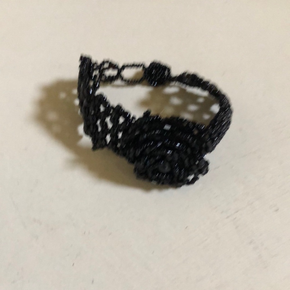 Elegant Black Gothic Beaded‎ Black Rose Bracelet